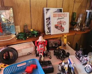 Cars, kitchy wall decor