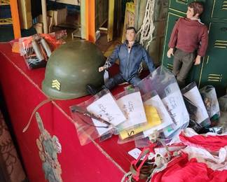 GI Joe Command Center, action figures, accessories