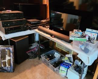 Electronics - Samsung, Sony, Vizio, Advent, Pioneer