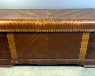 Lane Aroma-Tight Cedar Chest, Approx 22” x 46” x 19”