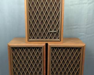 Realistic Nova-6 Floor Standing Speakers, Qty 3 