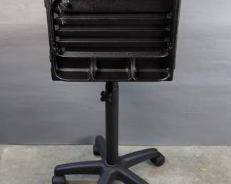 Lockable Salon Color Tray With Adjustable Height Wheel Base
