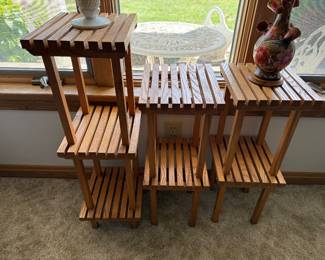 Graduated plant stands