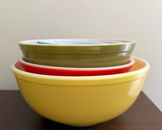 Vintage Pyrex set