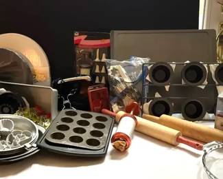 Muffin, Cookie Cakes Baking Essentials