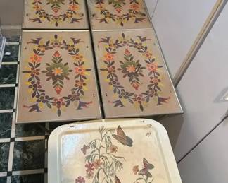 Vintage Folding TV Trays and Fiberglass TV Tray