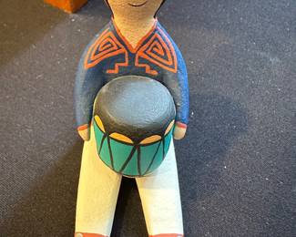Helen Cordero: Famous for her grandfather and drummer figurines, which are prized in museums like the Smithsonian