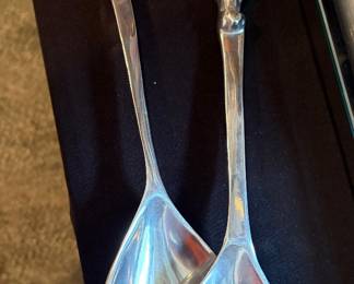 Hard to find vintage Longhorn salad servers