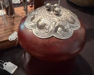 Vintage Regal Handcrafted Mango wood Trinket bowl with silver lid accents 
