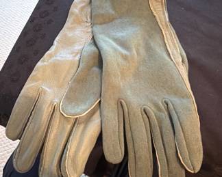 Flight gloves