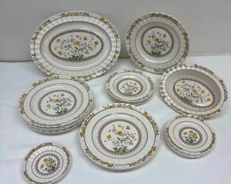 Spode Buttercup Yellow Dish Set