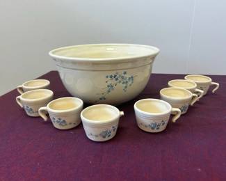 Vintage Pyrex Punchbowl and Cups