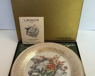 Lenox Presents Annual Limited Edition of Boehm Birds "Eastern Phoebe" Plate