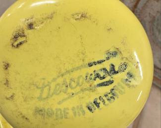 Descoware Yellow Butter Warmer with Trivet