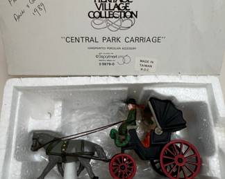 The Heritage Village Collection "Central Park Carriage"
