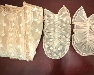 Victorian Lace Collar and Cuffs Set
