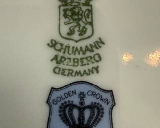 Schumann Arzberg Bavaria "Golden Crown E&R 1886" Porcelain Plates