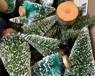 Christmas Valley Trim Trends Miniature Bottle Brush Trees