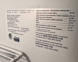 Frigidaire FFTR1814CW1 Top Freezer Refrigerator
