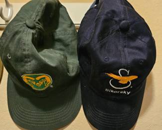 Caps