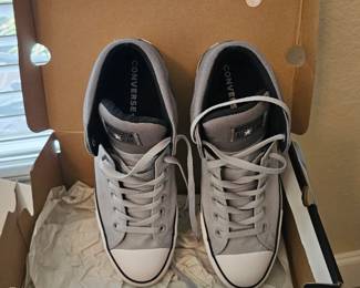 Converse size 11 never worn
