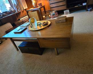 Great coffee table