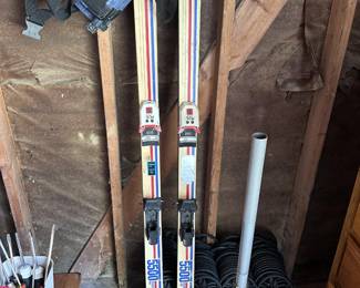Skis