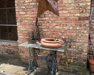 Metal singer sewing machine table