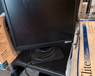 Envision X2gen MW19R 19" Widescreen LCD Monitor