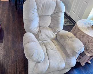 Big Comfy Recliner Chair