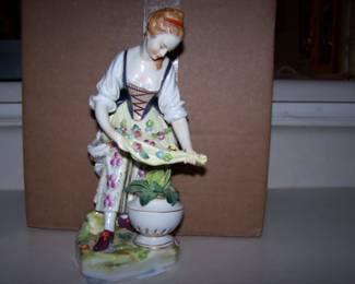 18TH FIGURE 