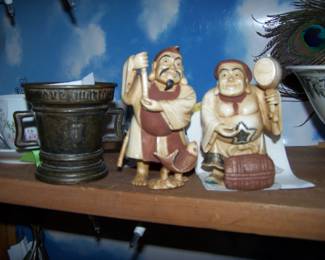 EARLY BRONZE & CARVED FIGURES