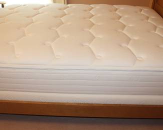Ethan Allen Full Mattress Set