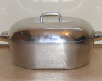 Wagner Wave 13 Qt Magnalite 4267 Oval Roaster with Lid