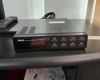 Yamaha FB-01 Synthesizer