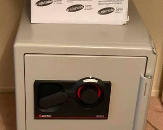 Sentry S3110 safe.  1.2 cubic ft fireproof combo.  With manual.