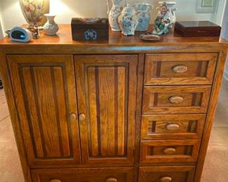 Beautiful chest of drawers (goes with matching dresser with mirror and headboard).