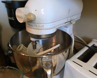 Kitchenade mixer