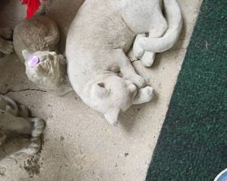 Cement animals