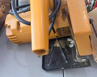 Black and decker circular saw