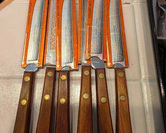 Steak knifes