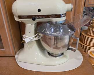 Kitchenade mixer