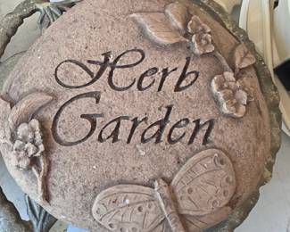 Garden decor 