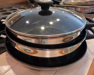 Stainless steel cookware 