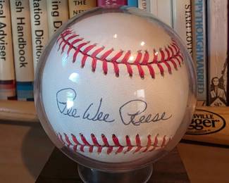 Pee Wee Reese signed naional league baseball 