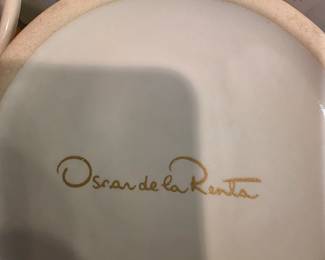 Oscar de-la-renta mugs