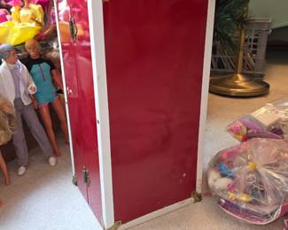 Doll trunk
