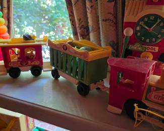 Fisher price little people circus train 