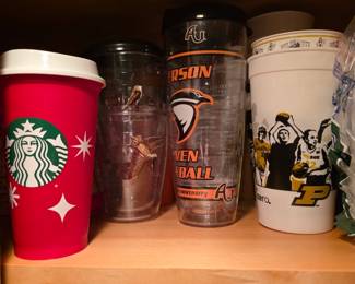 Assorted drinking glasses 