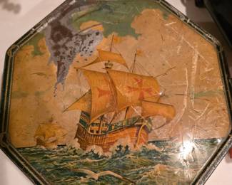 Loose-wiles biscuit co. Tin